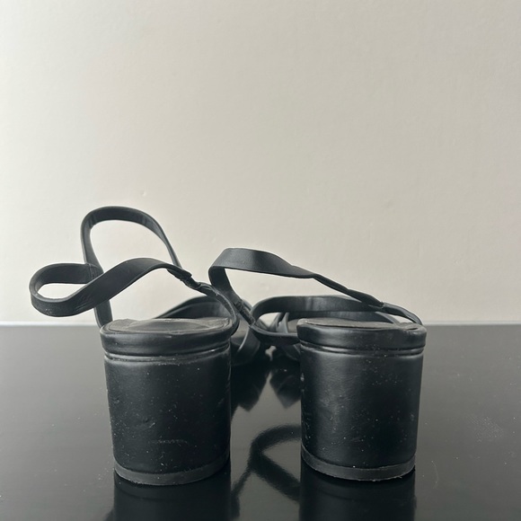 Oak + Fort strappy sandals size 8 - Picture 4 of 5
